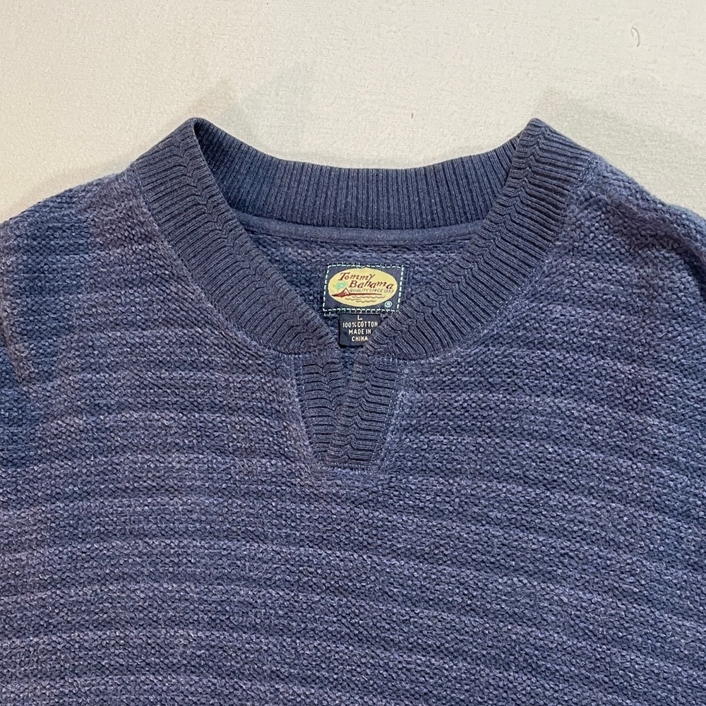 Tommy Bahama Navy Crewneck Sweater Classic Knit Design Relaxed Fit XL - Picture 2 of 12